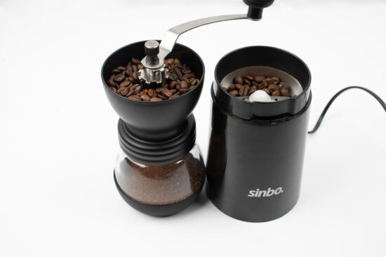 Choosing the Right Coffee Grinder: Factors to Consider for the Perfect Brew